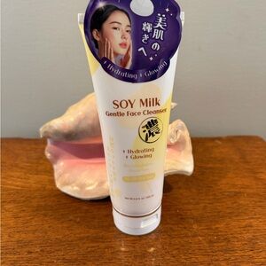 Soy Milk Gentle Face Cleanser